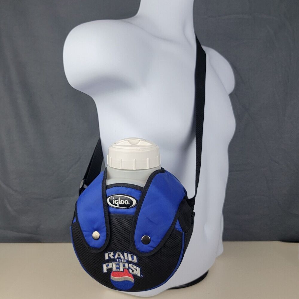 Vintage 90s Igloo 48oz Water Canteen with Raid the Pepsi Cover & Carry Strap